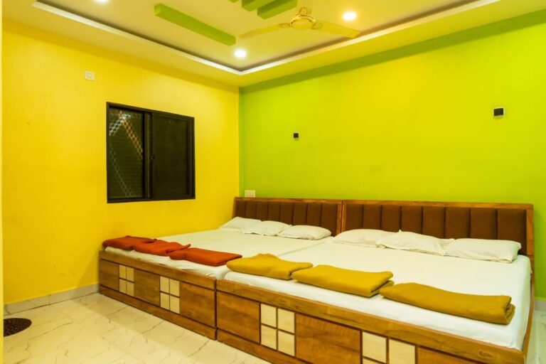 Power star Jungle Stay